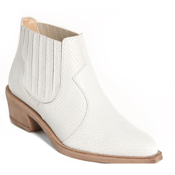 Shoes - Gabriella Ankle boots white leather size 37